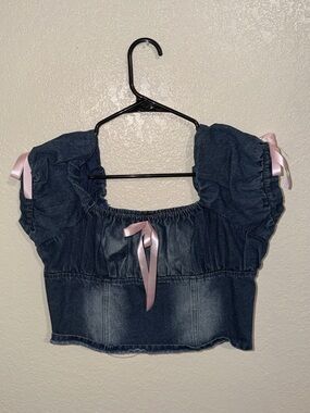 Fashion Nova Dark Denim Puff-Sleeve Crop Top with Pink Ribbon